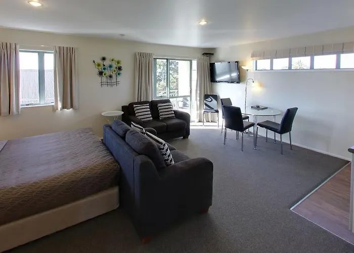 Westport Spa Motel